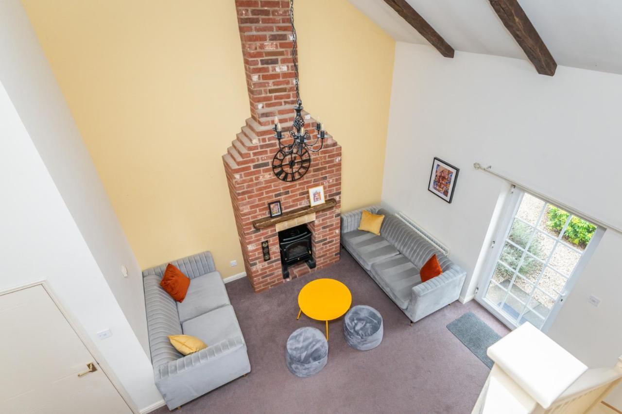 Pass The Keys Charming Cottage Near Clifton Moor York Buitenkant foto