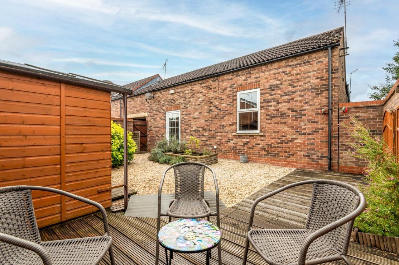 Pass The Keys Charming Cottage Near Clifton Moor York Buitenkant foto