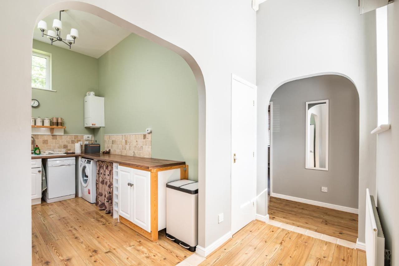 Pass The Keys Charming Cottage Near Clifton Moor York Buitenkant foto
